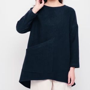 Elizabeth Suzann Long Sleeved Harper Tunic in Navy Wool Blend OSM